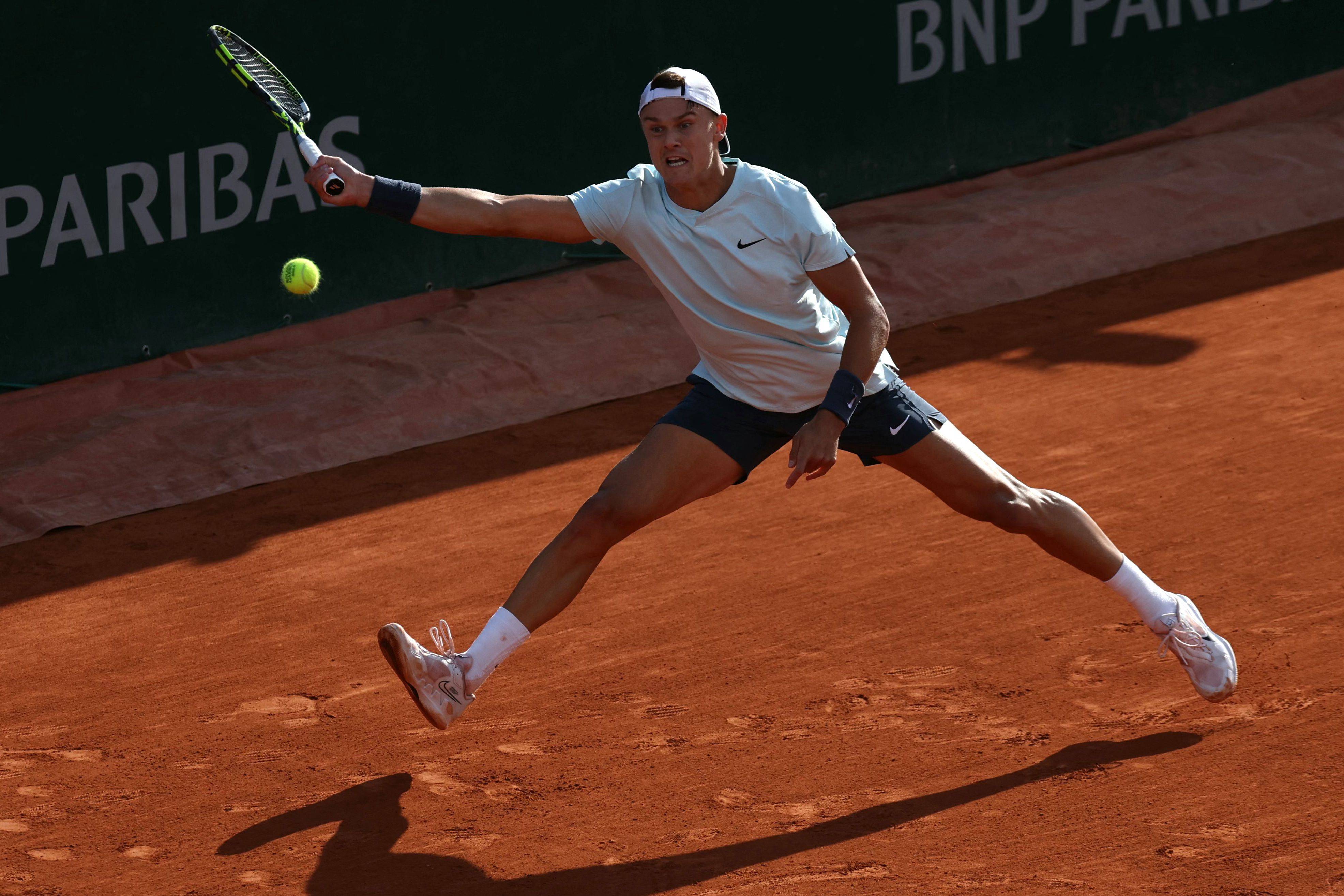 欧洲网球队横扫法国网球队，费德勒制霸全场