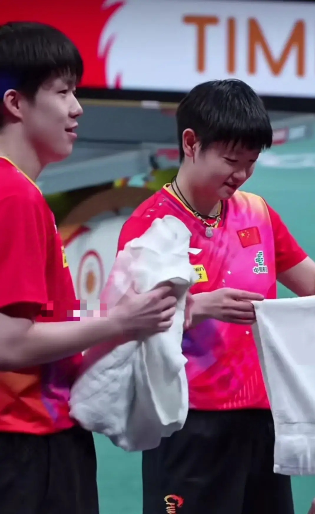 中国乒乓球队绝杀法国乒乓球队，水谷隼制霸全场