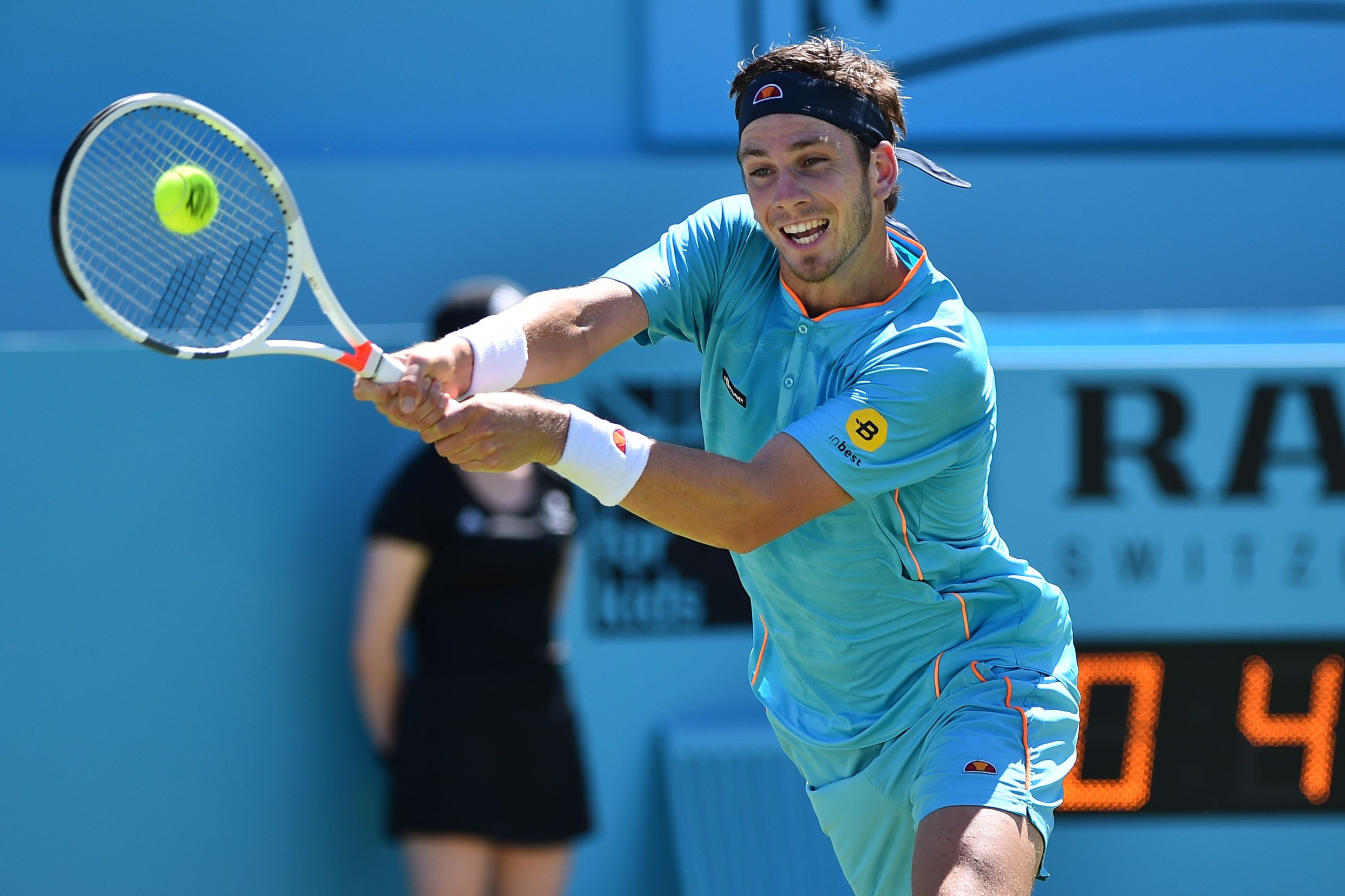 德国网球队鏖战日本网球队，瓦林卡完成帽子戏法的简单介绍