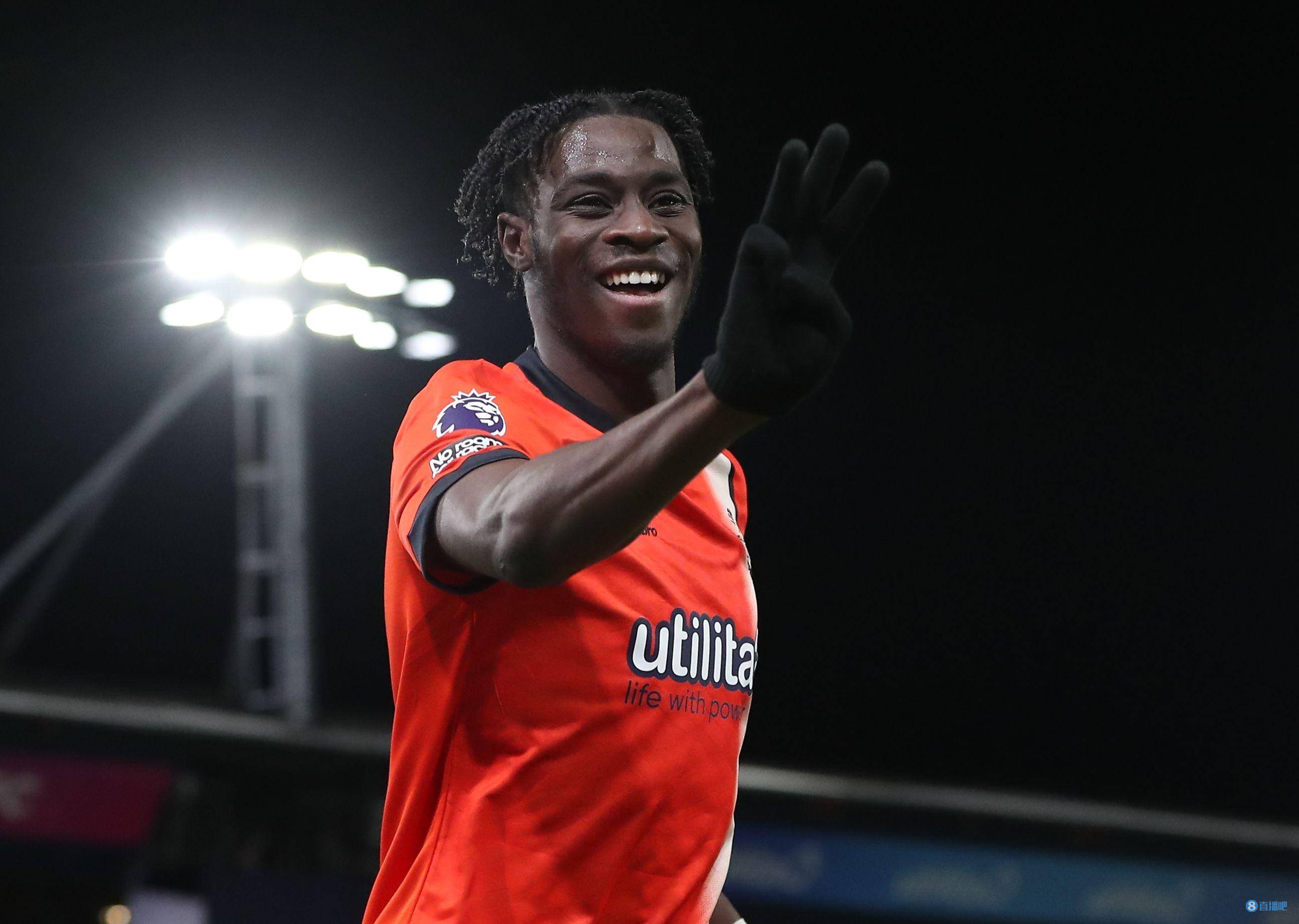 热火轻取快船，阿德巴约完成帽子戏法