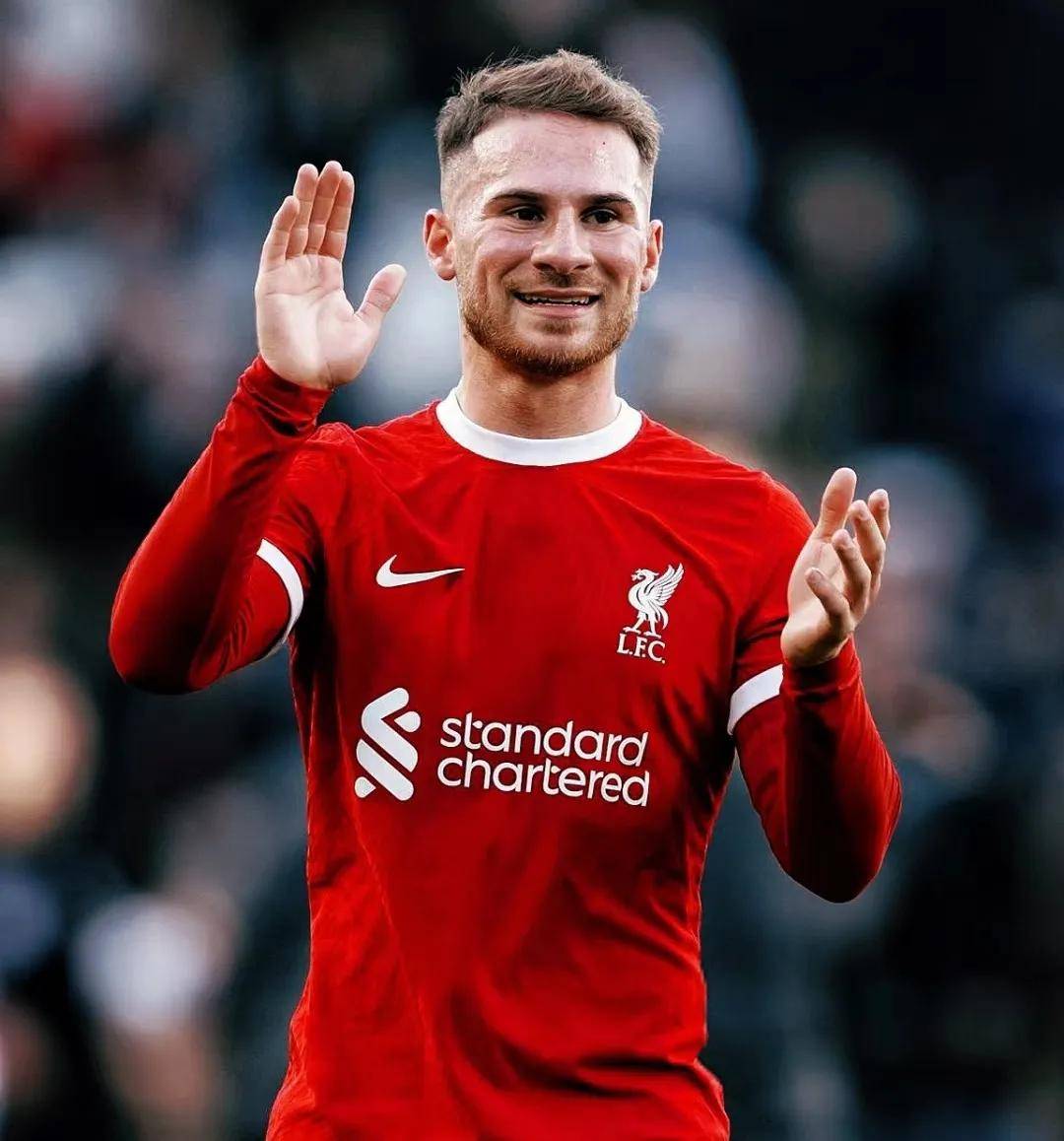 包含英超球员突破自我，表现堪称完美的词条