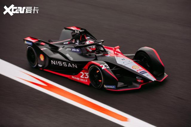 最新战报：赛车豪取连胜，冠军在望的简单介绍