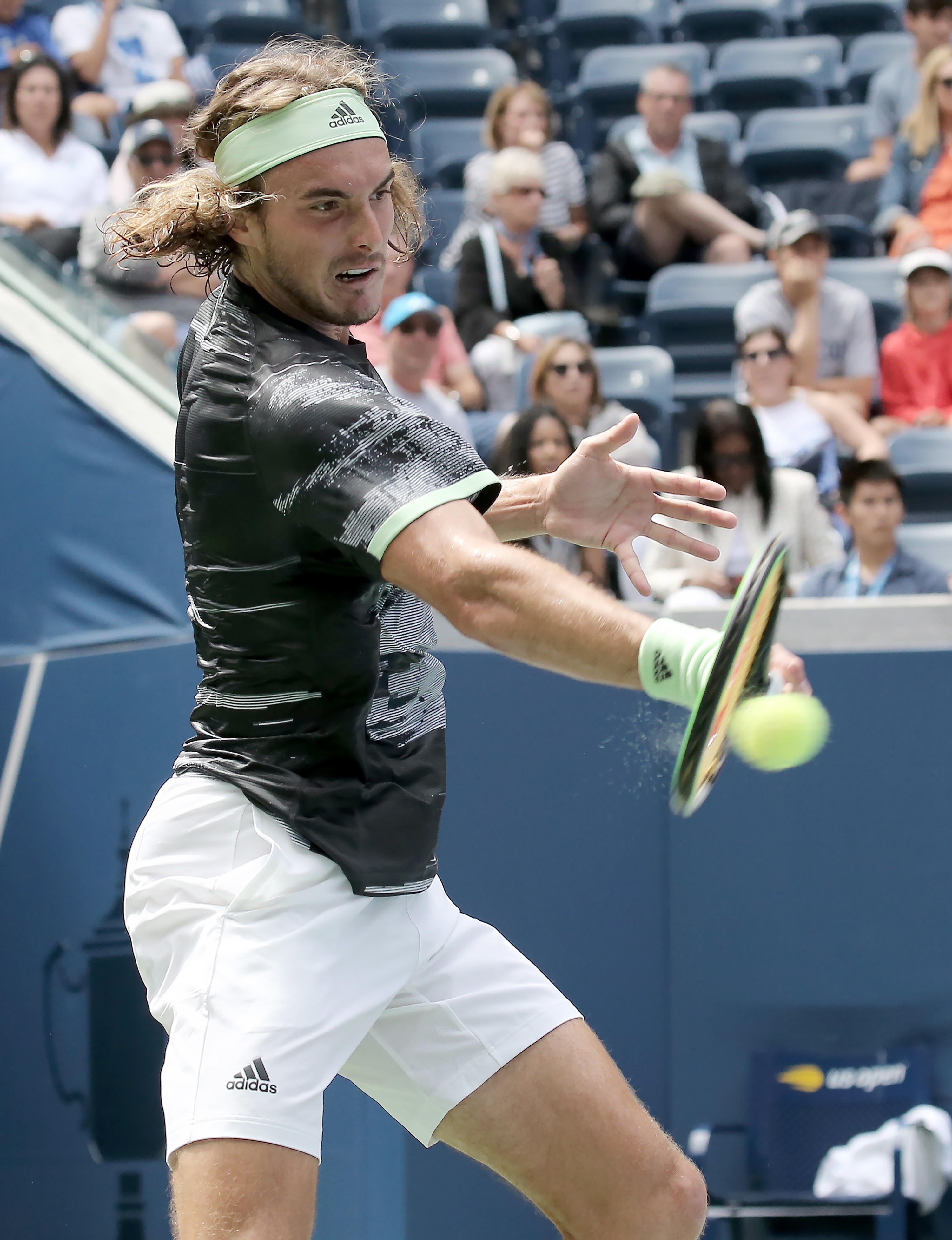 美网横扫法网，西西帕斯刷新纪录