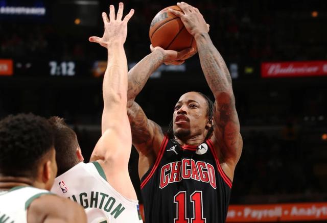 江苏队鏖战深圳队,德罗赞高光表现 江苏队鏖战深圳队,德罗赞高光表现