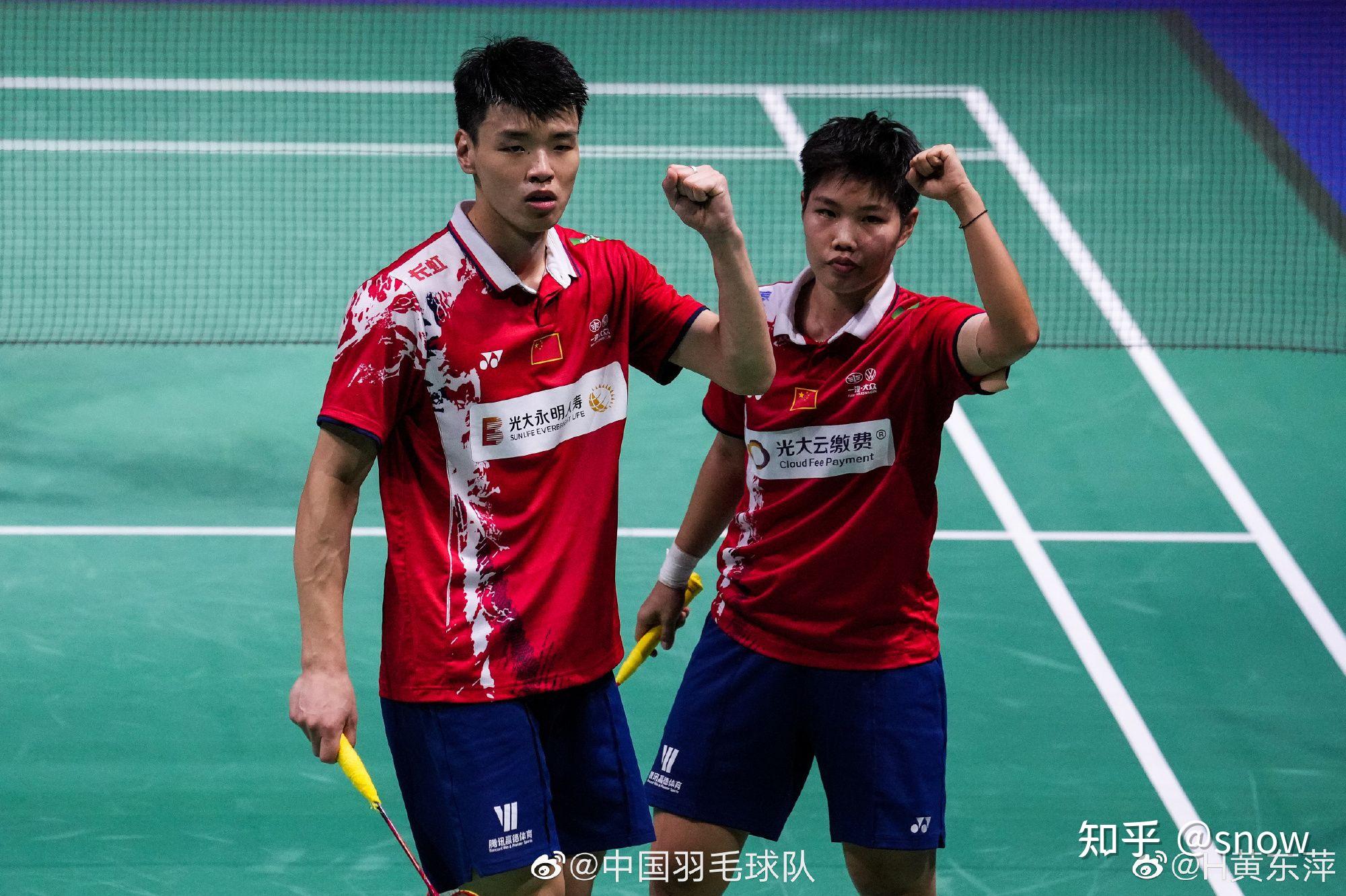 韩国队轻取日本队，黄鸭组合统治全场