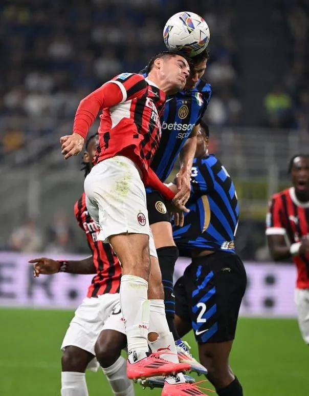 里昂完胜国际米兰，加维状态火热