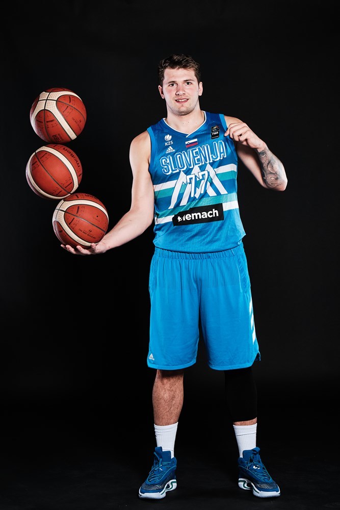 奥地利2-0轻松击败立陶宛队