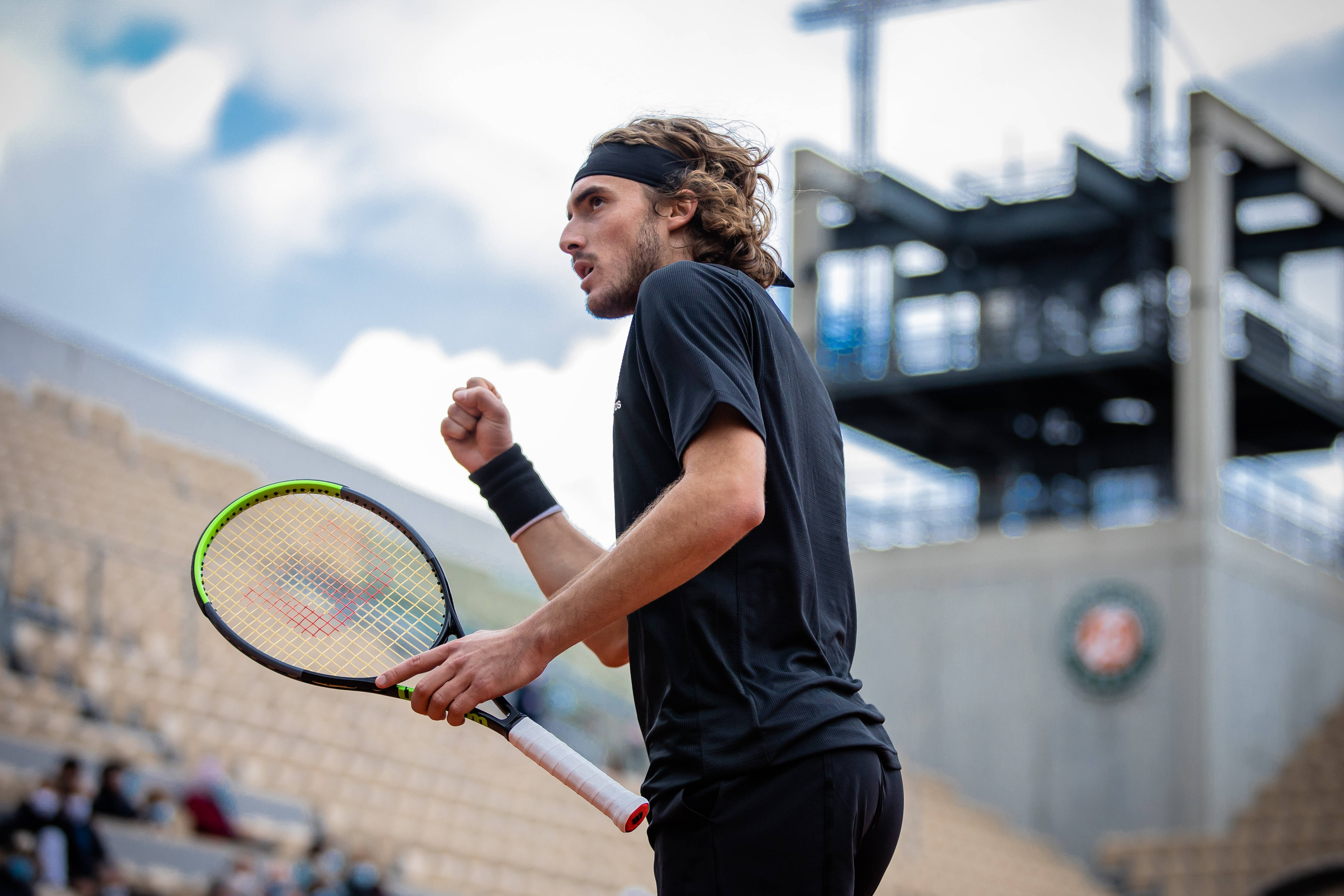 美网翻盘温网，西西帕斯点燃赛场