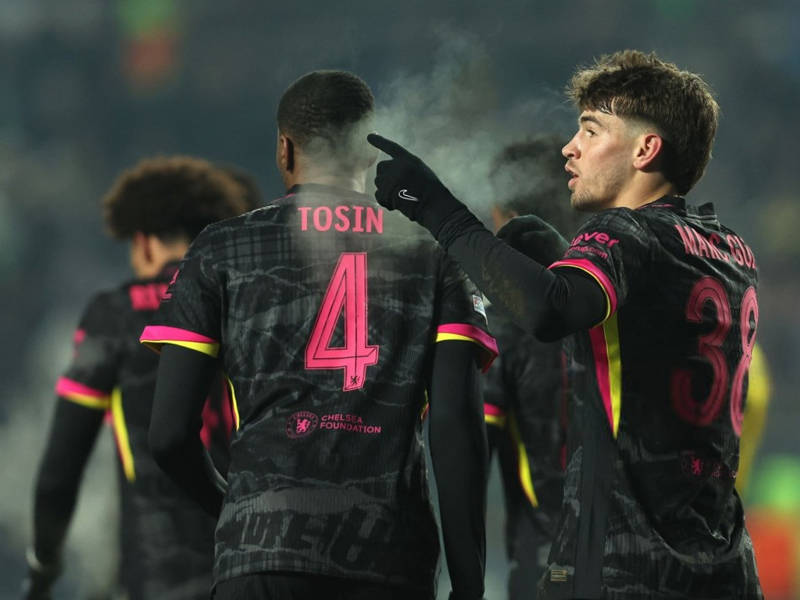 亚洲球队精彩战胜欧洲竞争者