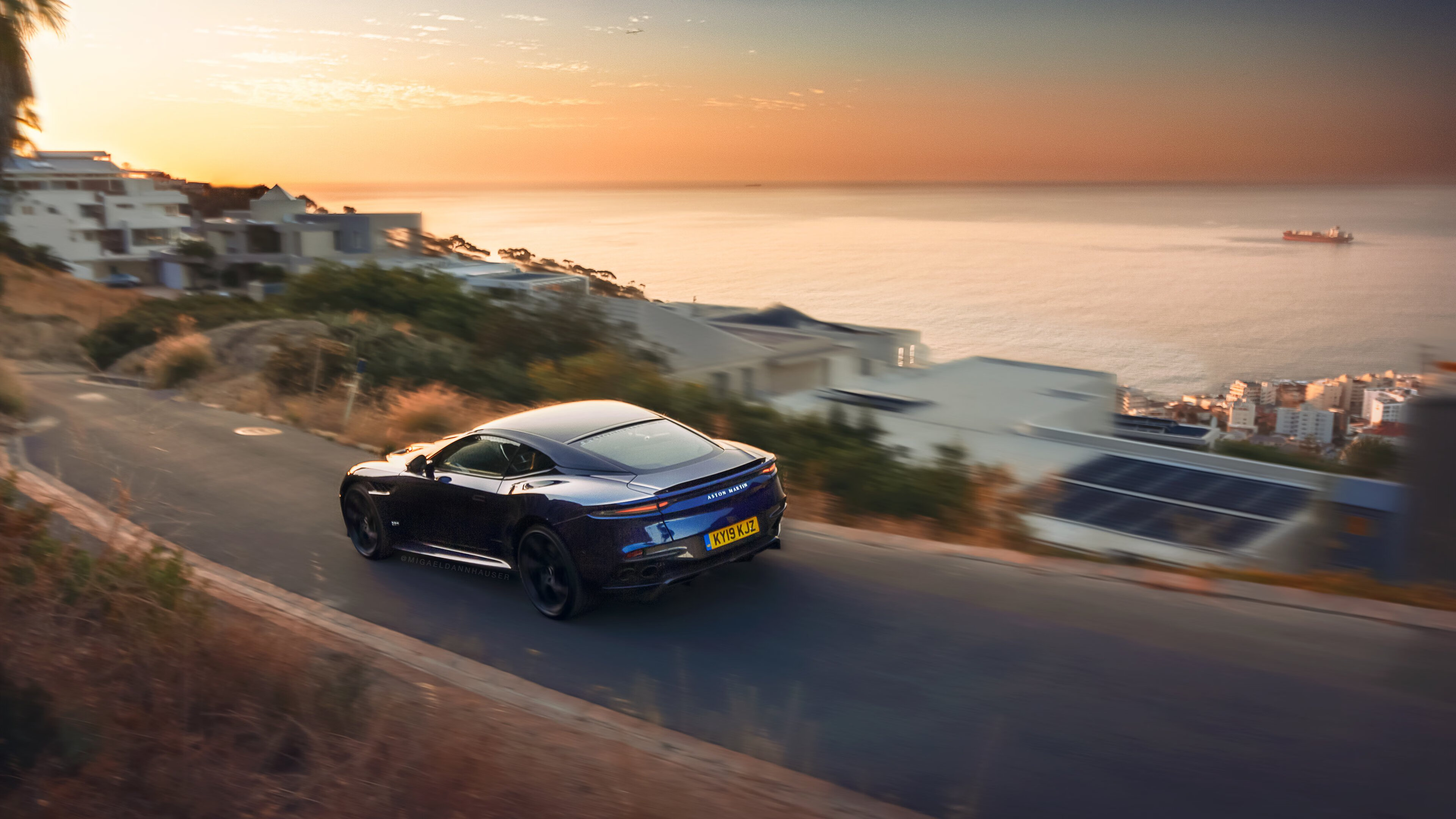 速度与精准的交响诗，塞恩斯驾驭跃马，奏响对索伯的绝对统治