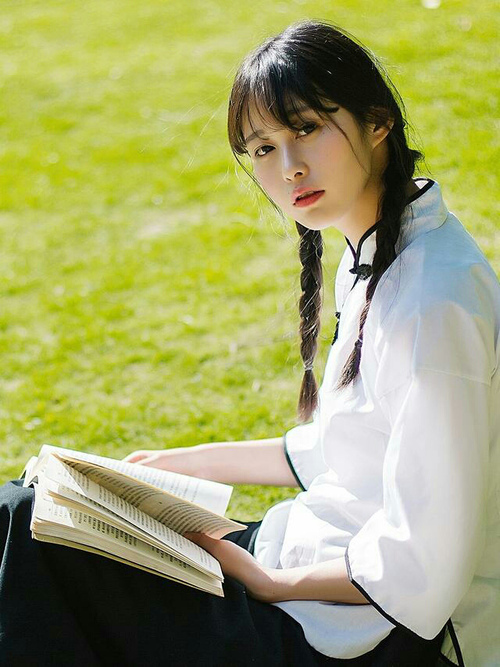 独臂擎天！奥恰洛夫状态火爆如熔岩，奥地利3-1轻取波兰锁定小组头名