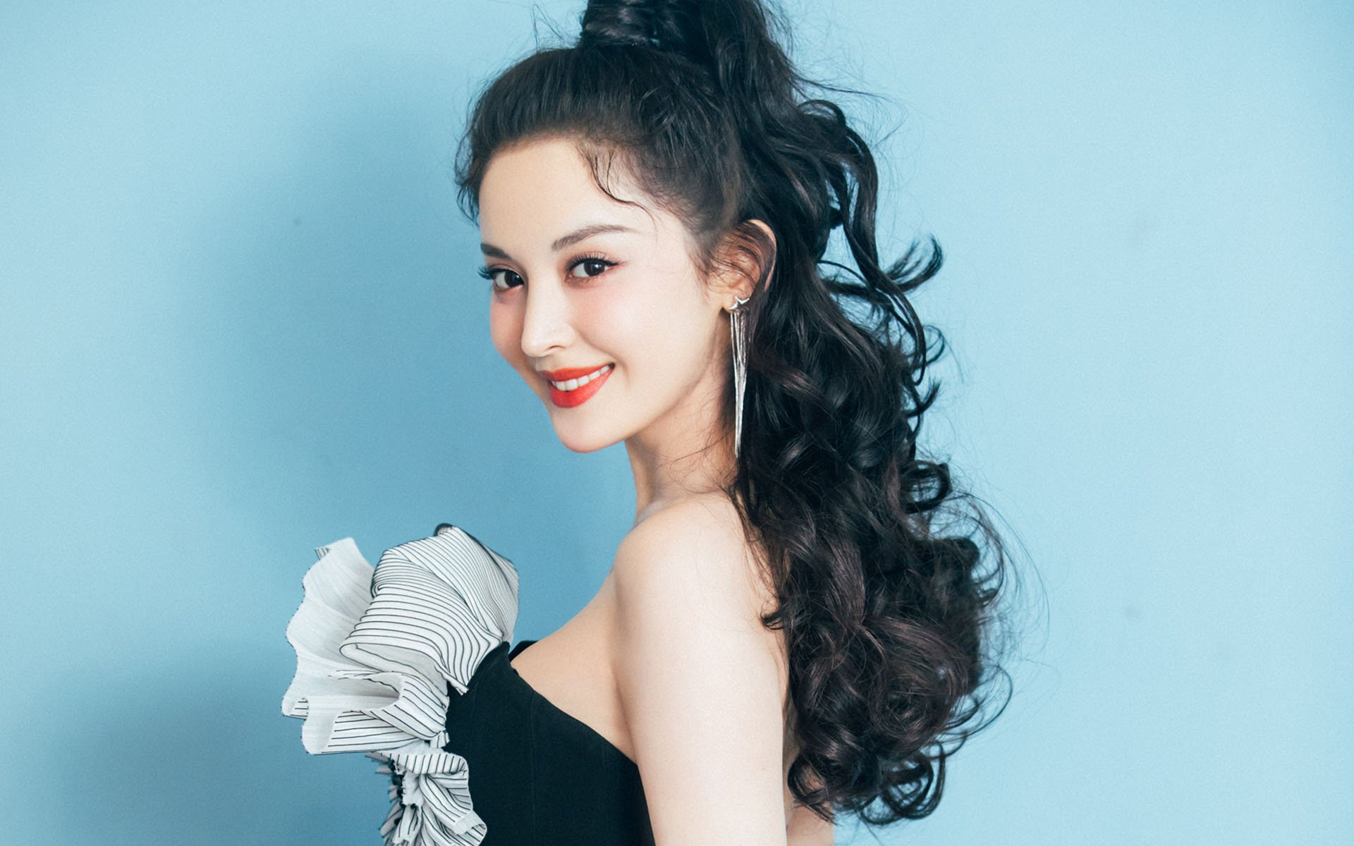 跨界火并,当黄蜂群席卷广东,欧文式攻防点燃闪电战场