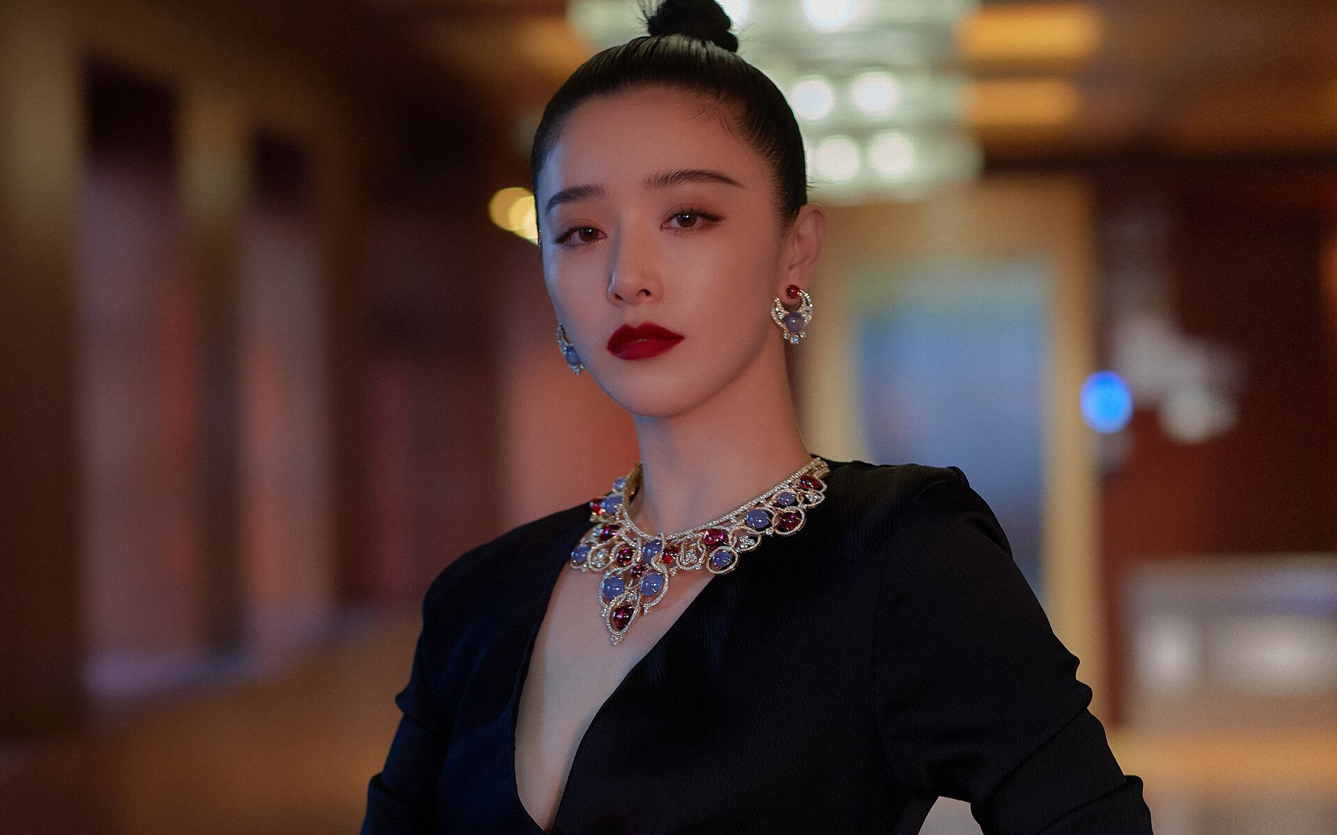 德甲争冠之夜，特奥超神爆发创造历史，一役拉开王冠距离