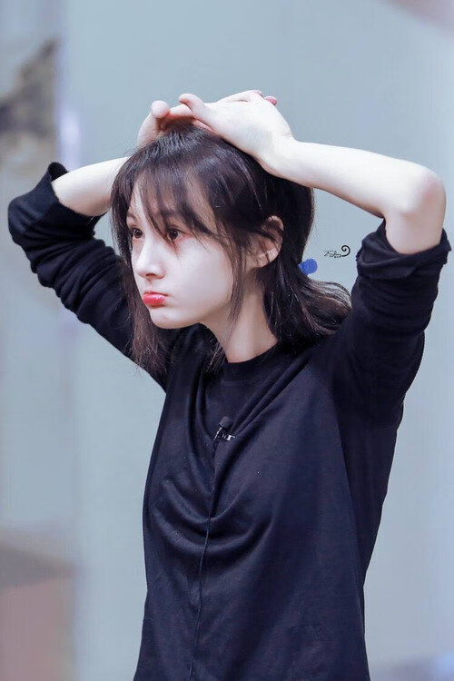 铁壁围城下的冷血刺客，湖人窒息防守锁死猛龙，马克西关键球一剑封喉